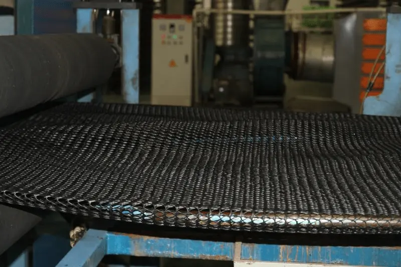 3D composite drainage net Production process M